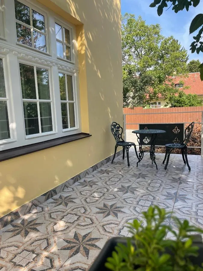 Bed & Breakfast Villabaroque_Eger Hungary